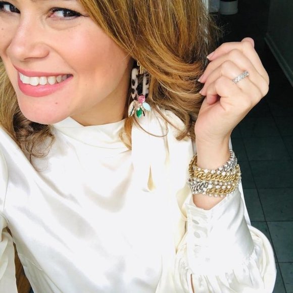 :: Stella & Dot 'Retired' Belle Statement Earrings - Picture 13 of 16